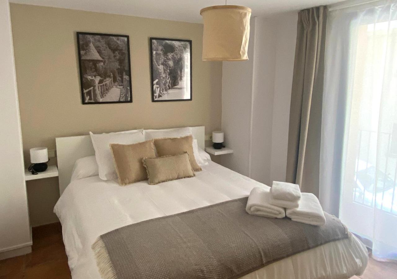 Apartamento Con Encanto En El Pirineo La Pobla de Lillet Exteriör bild